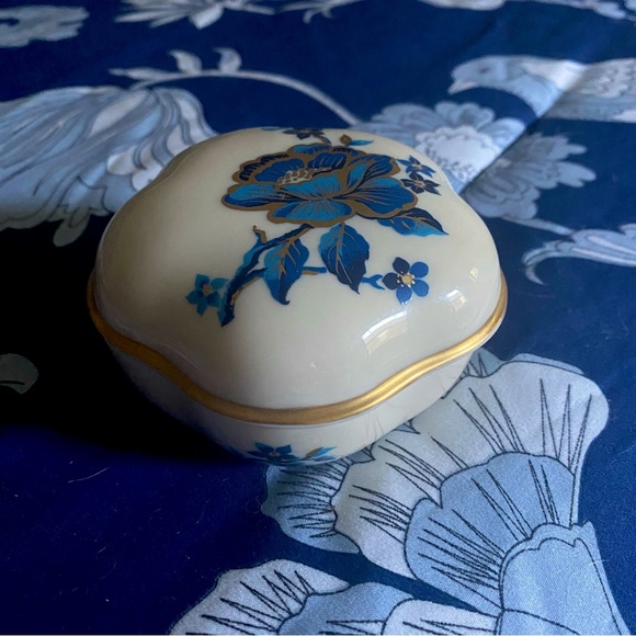 Lenox Other - Lenox Pagoda Series Trinket Box